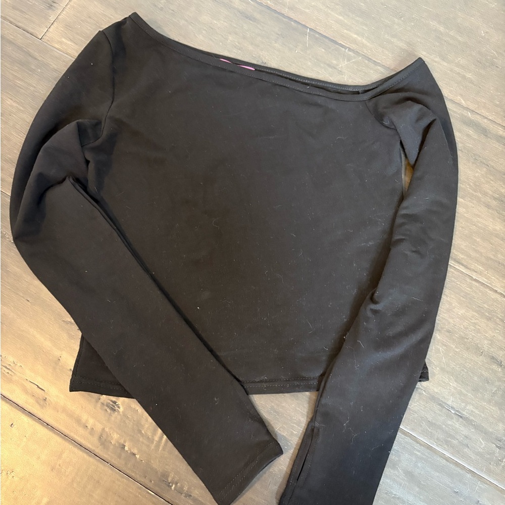 Edikted Black Off-Shoulder Top